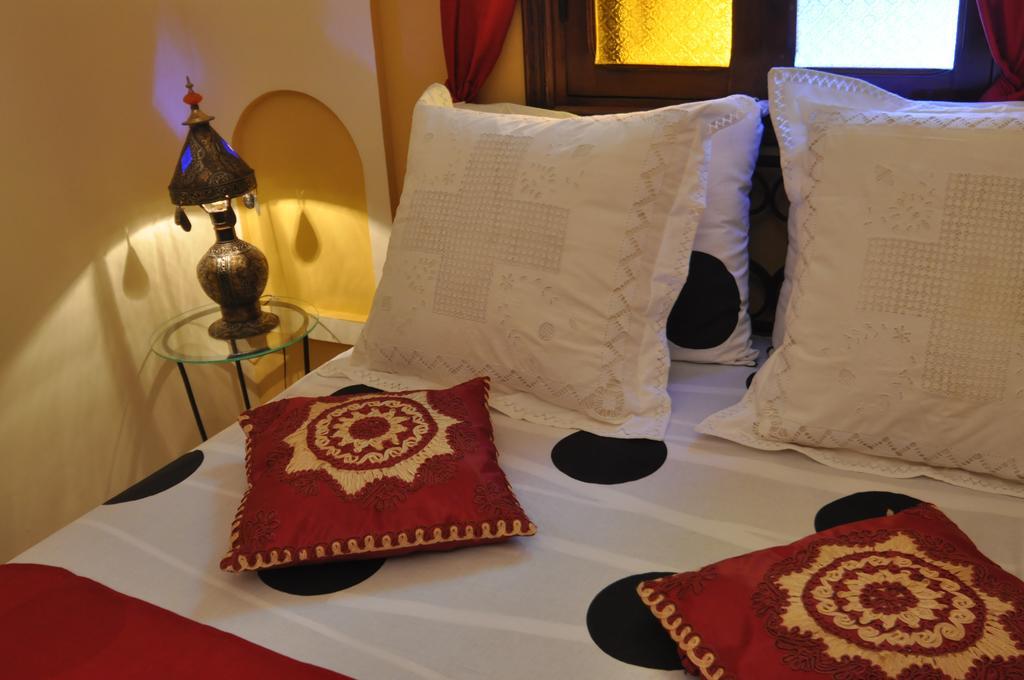Riad La Famille Marrakesh Exterior foto