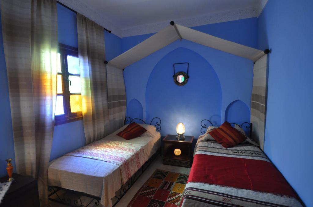Riad La Famille Marrakesh Habitación foto